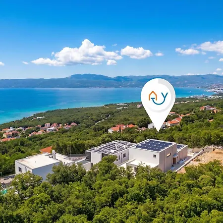 Villa Dujma Pool & *